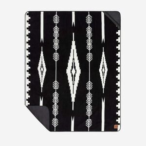 SLOWTIDE JERICHO FLEECE CAMP BLANKET TRIBAL PRINT IN BLACK AND WHITE NWOT